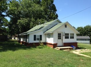 2003 W Parrott Pl, Huntsville, AR 72740