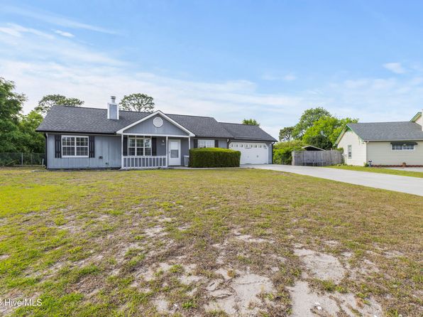 504 Mcfadyen Circle, Hubert, NC 28539