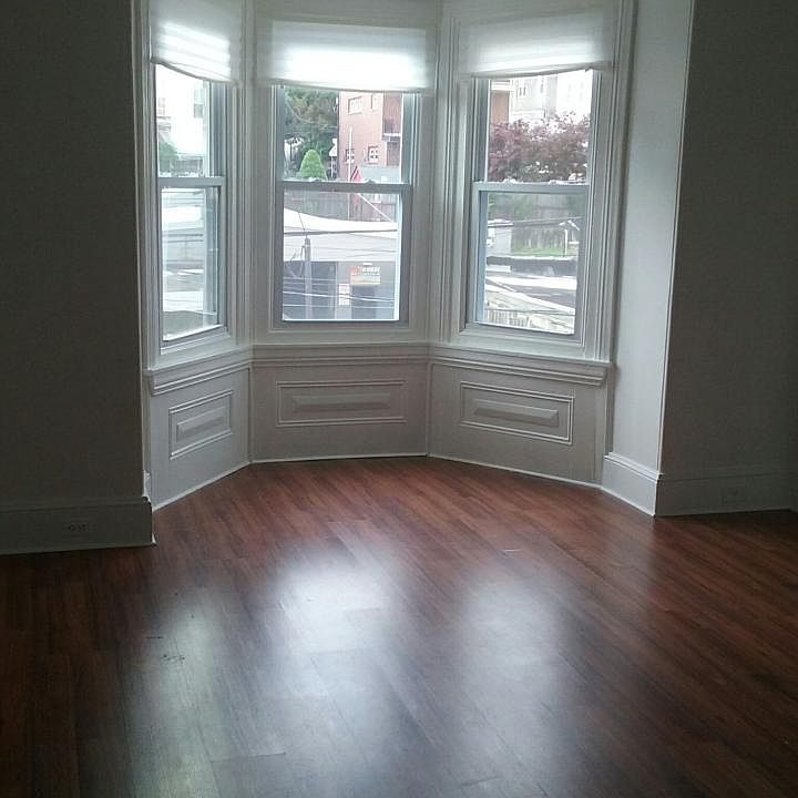 1st image of 3410 Sunnyside Ave #2