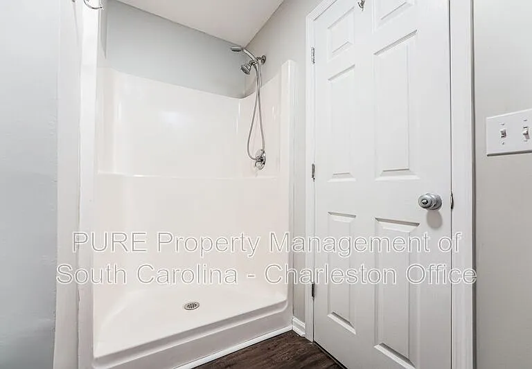 7840 Park Gate Dr — Photo 19