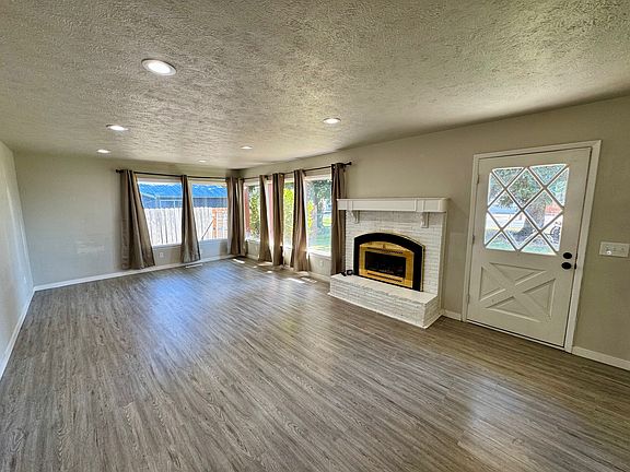 Upstairs living room