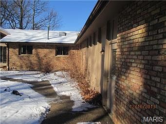 5th image of 9629 Hidden Valley Dr