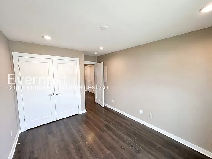 207 Jeffries Way — Photo 18
