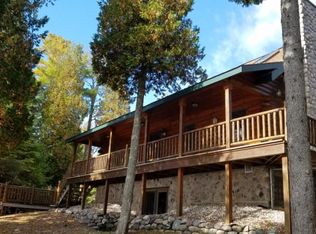 38223 S Tom Rice Trl, Drummond Island, MI 49726