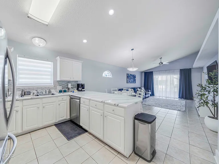 11804 Cabana Ct — Photo 8