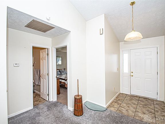4th image of 106 Warner Dr