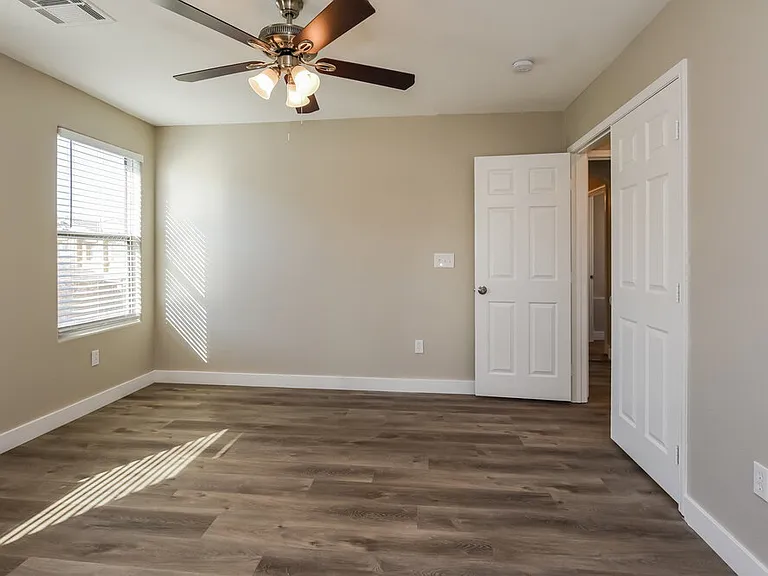 9997 Big Bow Springs Ct — Photo 12