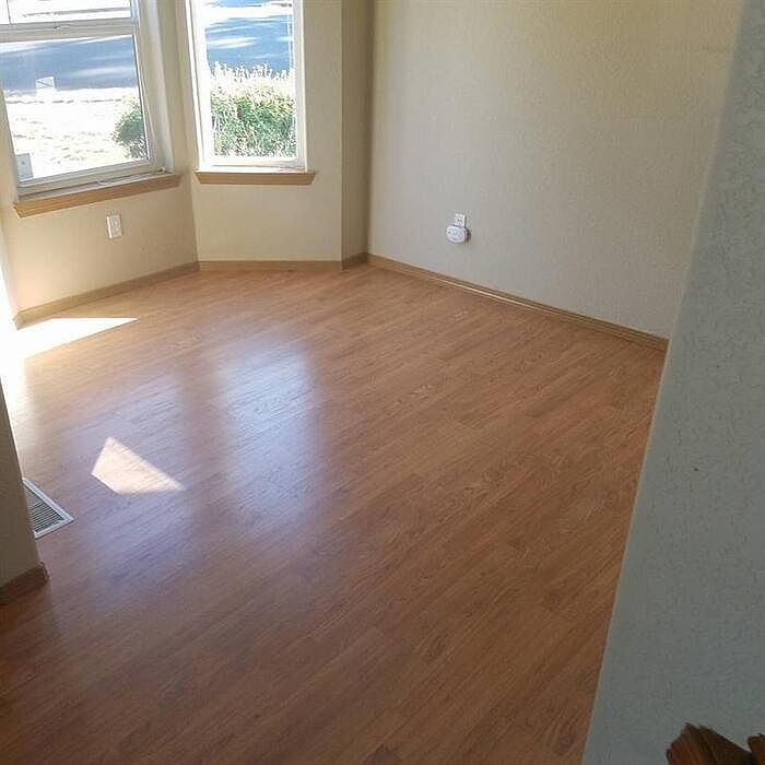 1st image of 3600 Banbury Pl SE