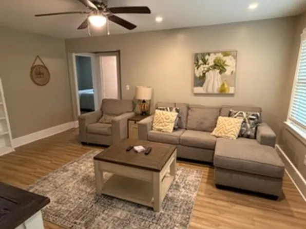 706 Gregg Ave APT B, Florence, SC 29501