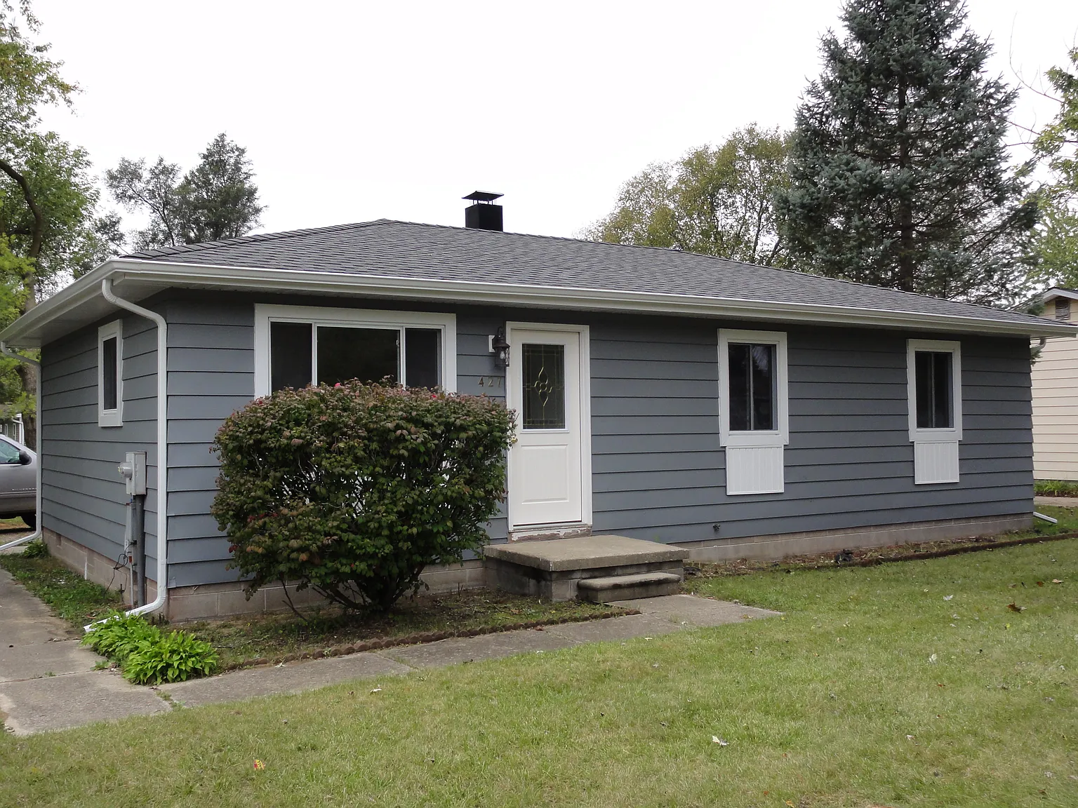 427 Sherwood Ct photo 1