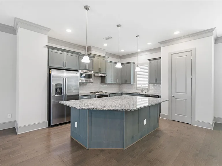 1434 Apsley Manor Trl — Photo 9