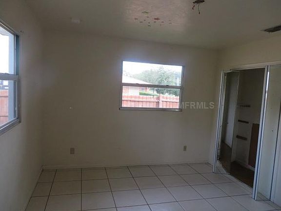 4th image of 11371 74th Ave