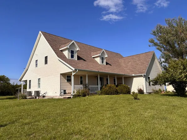 1744 21st Rd, Waverly, KS 66871