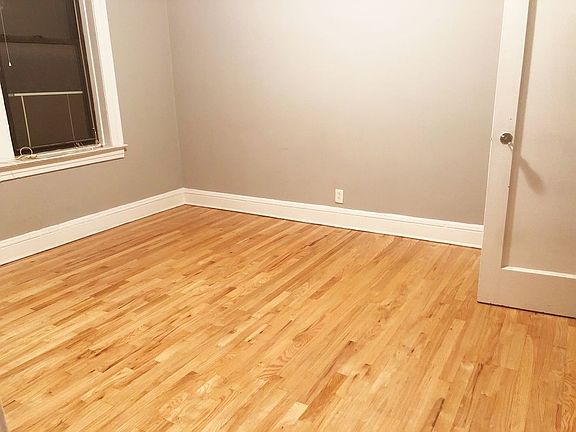 2nd image of 3090 33rd St #2F