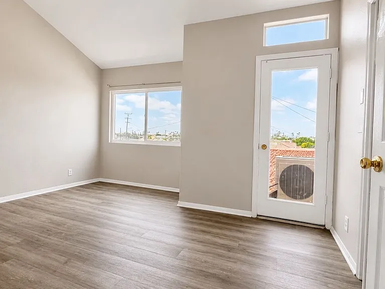 14714 S Budlong Ave #4 — Photo 15