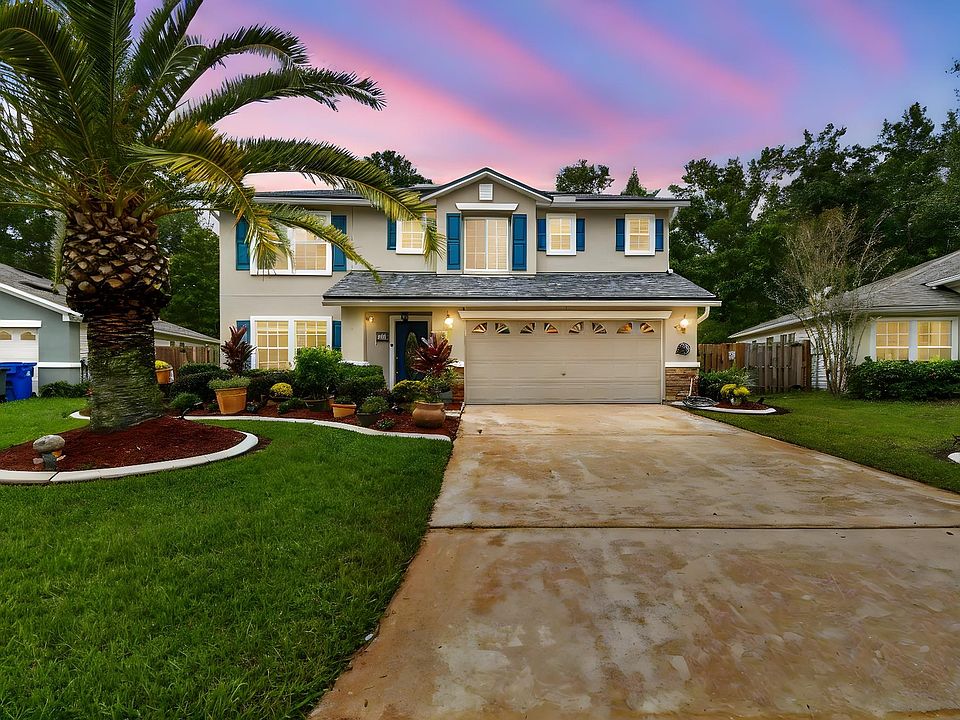 1st image of 637 Mackenzie Cir