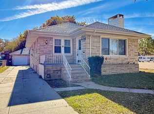 713 W 13th St, Grand Island, NE 68801