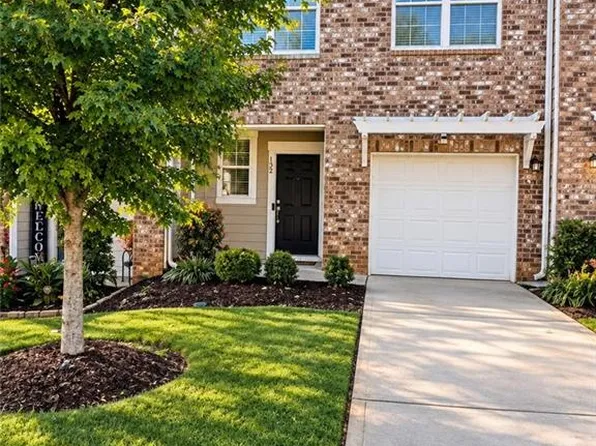 152 Swindon Dr, McDonough, GA 30253