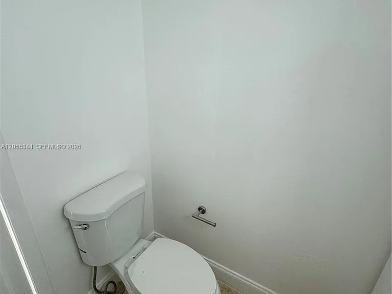 9050 NW 28th St #136 — Photo 8