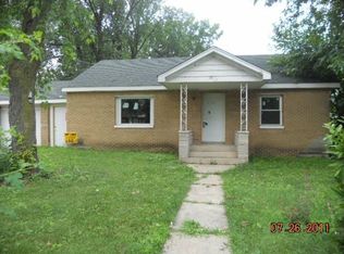 322 N Farnsworth Ave, Aurora, IL 60505