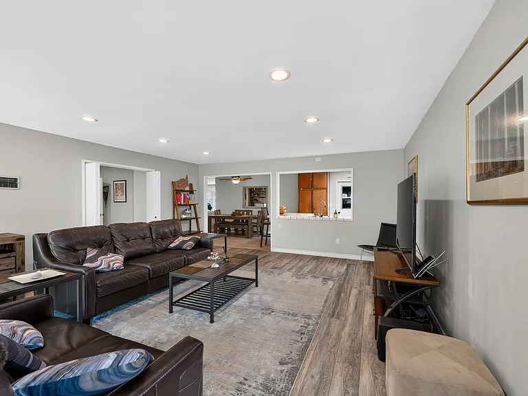 3151 Magellan St — Photo 10