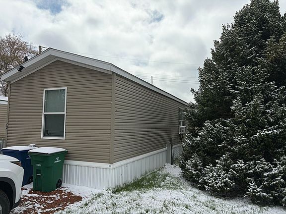 2nd image of 808 Avoca Ave Spc 22