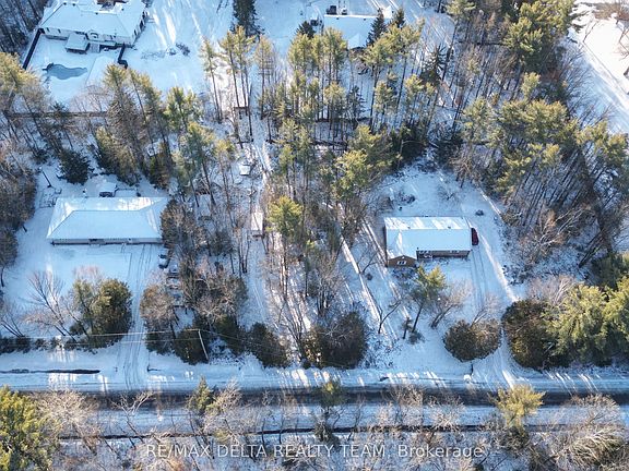 3rd image of 2 Concession Rd #5