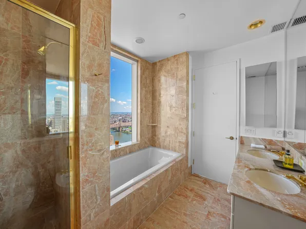 845 United Nations Plaza image 12 of 28