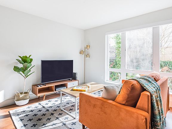 4th image of 10595 Main St #437