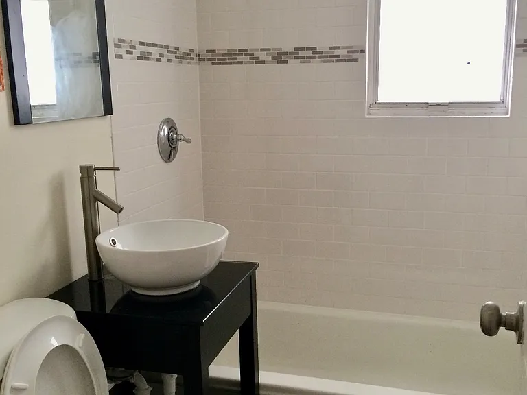 297 Lexington St #3 — Photo 1