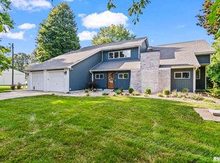 5037 Wesley Chapel Rd, New Berlin, IL 62670