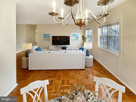 4th image of 3523 Martha Custis Dr #3523