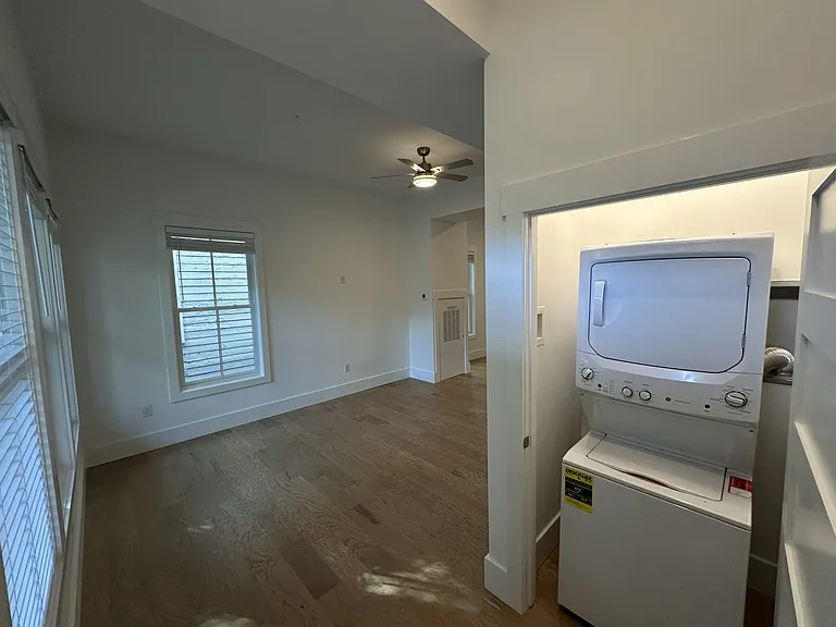 530 E Park Ave — Photo 16