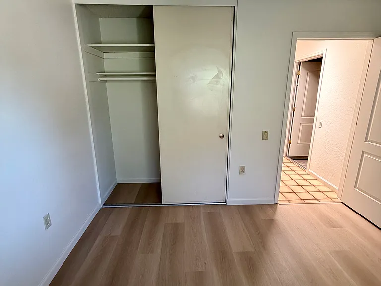 158 Rainier Cir — Photo 10