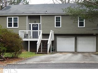 5481 Chuzzlewit Ct, Lilburn, GA 30047