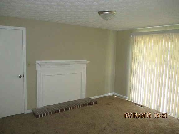 3rd image of 7983 Goldsmith Dr