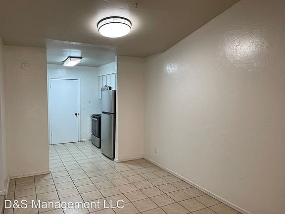 4th image of 540 SW 93rd St #3747991