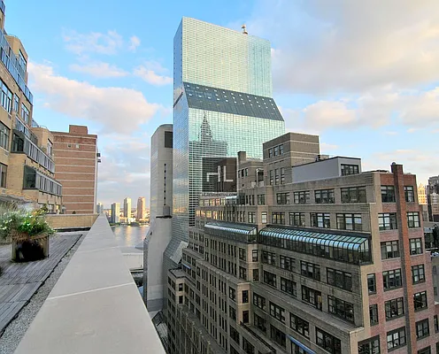 Rented by Highline Residential | media 29
