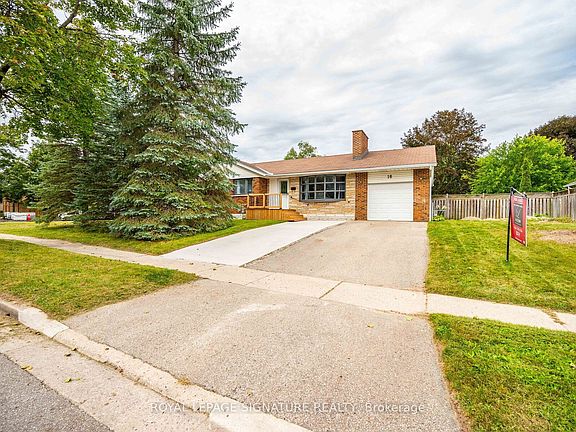 2nd image of 16 Eleanor Ct