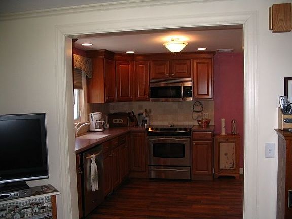 updatedkitchen with stainless appliances..