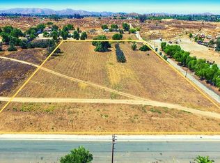 595 W 11th St, Perris, CA 92570