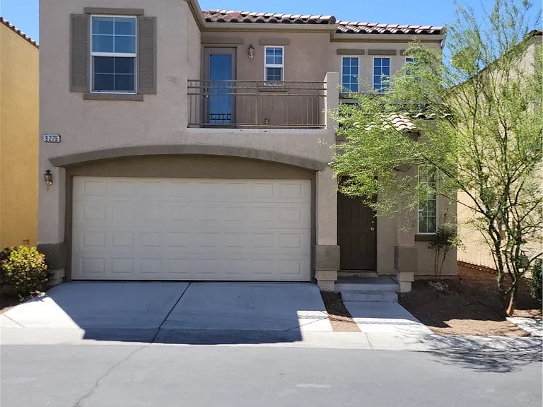 9275 Hollander Ave — Photo 1
