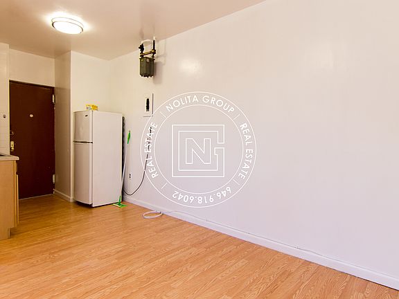 4th image of 37 Henry St APT 19