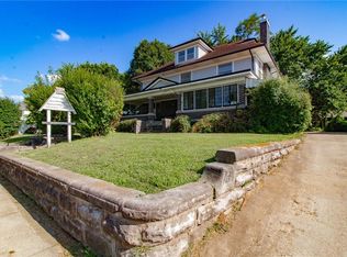 210 E Gay St, Warrensburg, MO 64093