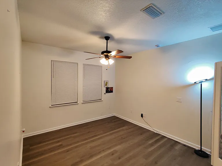 2411 Golfview Dr — Photo 21