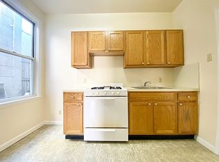 60-49 Fresh Pond Rd #2R, Maspeth, NY 11378