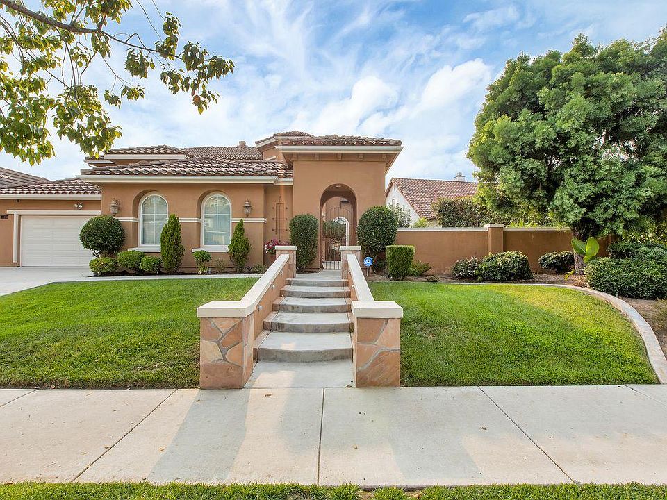 1st image of 15374 Falcon Crest Ct