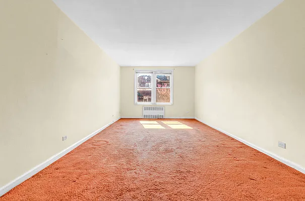 Sold by Mitra Hakimi Realty Group, LLC | media 12