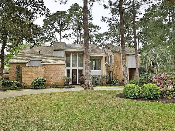 4th image of 15207 Rainhollow Dr