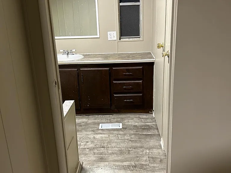 300 Knob Oak Ct — Photo 23